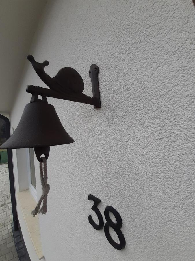 Hotel Dom Hills Bucovina Gura Humorului Esterno foto