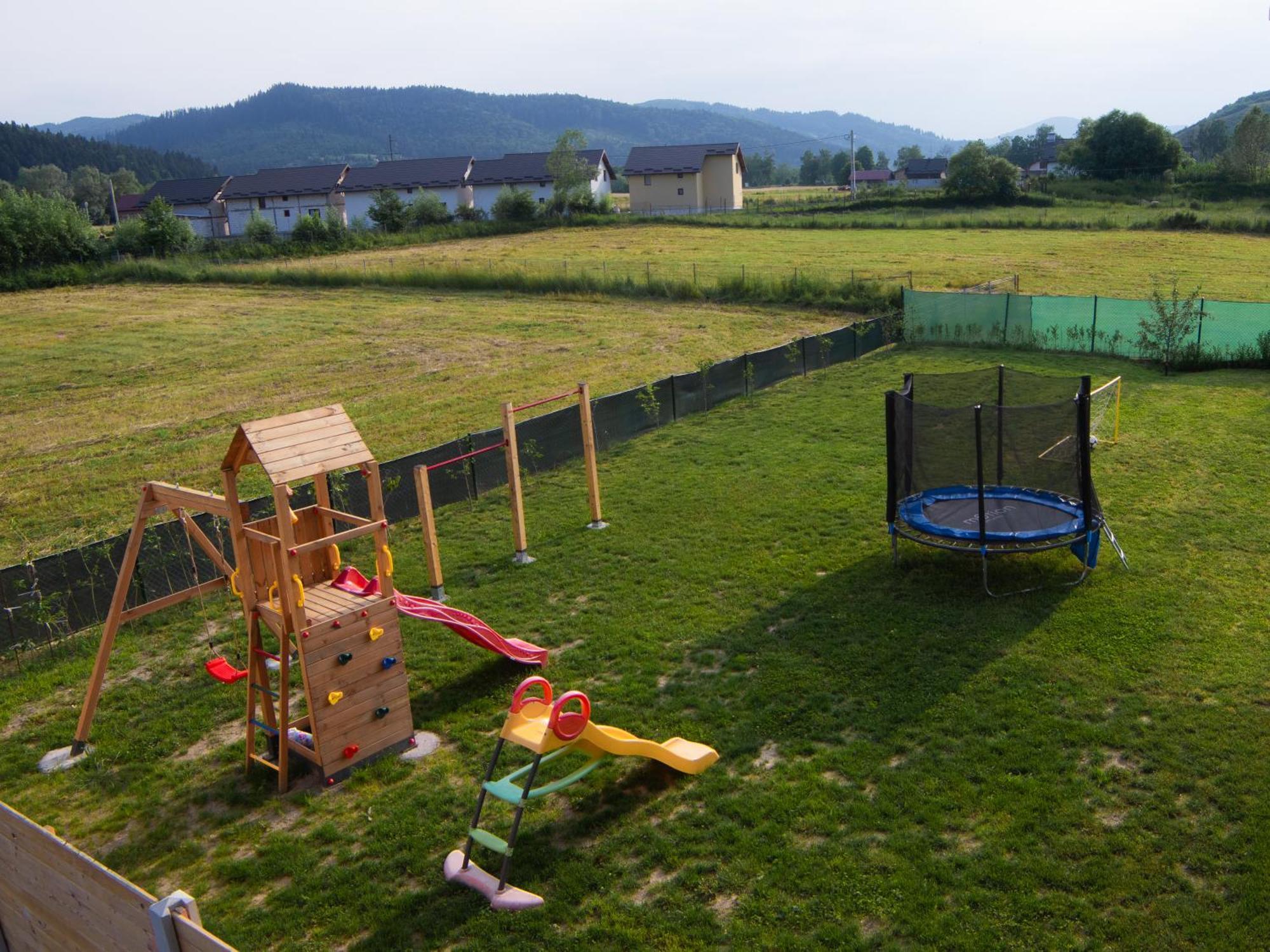 Hotel Dom Hills Bucovina Gura Humorului Esterno foto