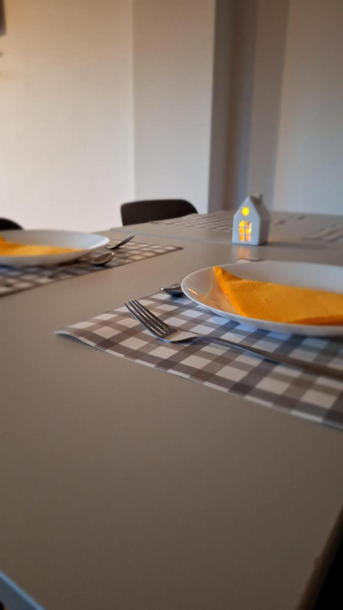 Hotel Dom Hills Bucovina Gura Humorului Esterno foto